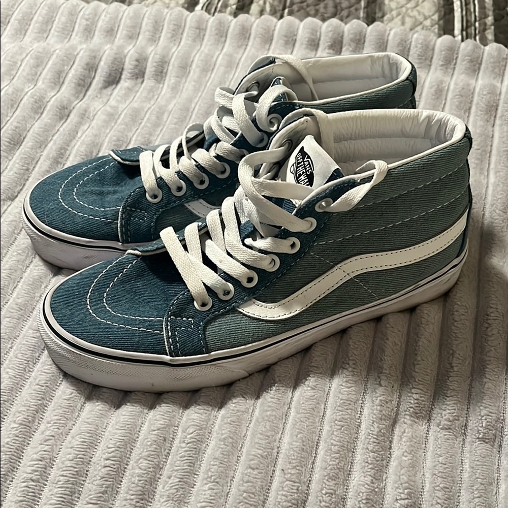Vans Blue and White Sneakers Classic Mid-Top Design